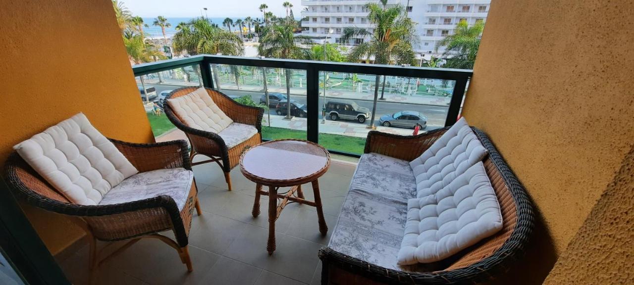 Impresionante Primera Linea De Playa, Bajondillo Beach Torremolinos Extérieur photo